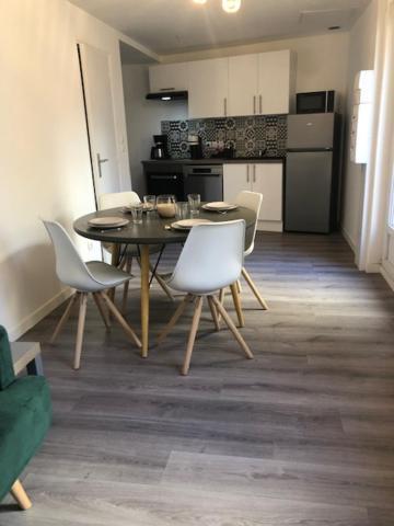 Un Coin De Verdure Dans Le Centre De St Etienne Apartment Vila Velha Exterior foto