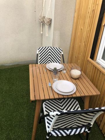 Un Coin De Verdure Dans Le Centre De St Etienne Apartment Vila Velha Exterior foto